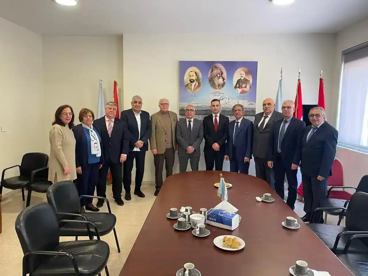 Պէյրութ. Դեսպան Սարմէն Բաղդասարեան ՌԱԿ-ի Թէքէեան Կեդրոն այցելեց        