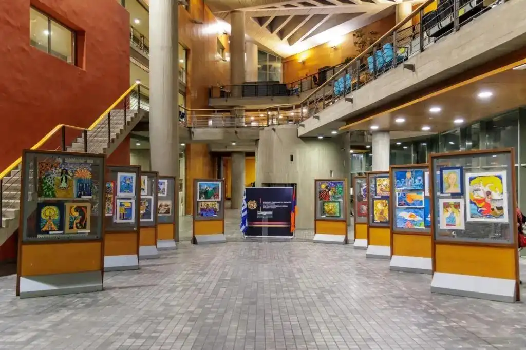 «Յունական եւ հայկական դիցաբանութիւնը երեխաներու աչքերով» խորագրով ցուցահանդէս Սելանիկի մէջ