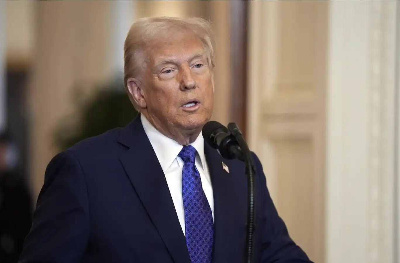 Թրամփ 10 օրով կը յետաձգէ   ծանր հարուածները 