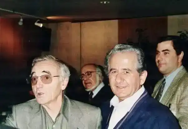 Մահացել է ամենահայտնի հայ իմպրեսարիոն՝ Շառլ Ազնավուրի եւ բազմաթիվ աստղերի մտերիմ հայը  Լուսանկարներ 