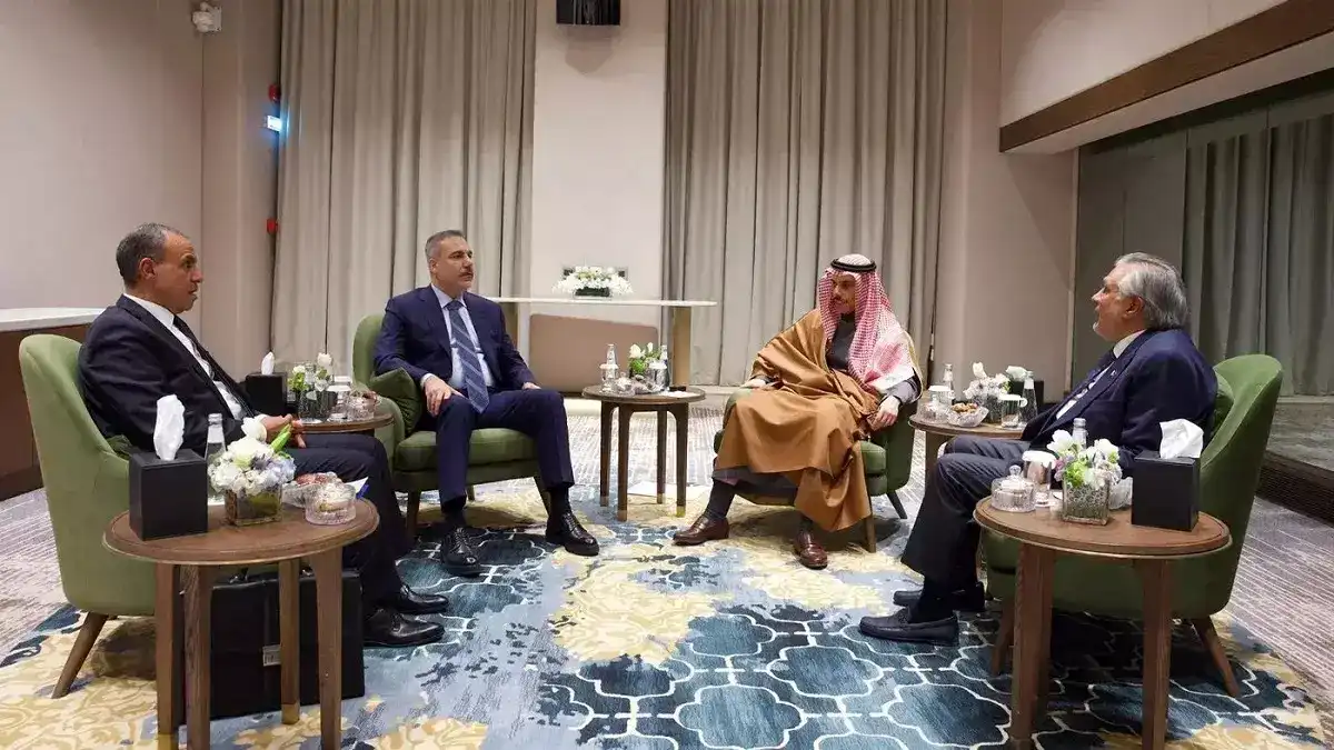 Թուրքիոյ, Եգիպտոսի եւ Սէուտական Արաբիոյ ԱԳ նախարարները պիտի մեկնեն Իսլամապատ՝ քննարկելու պատերազմի դադրեցումը