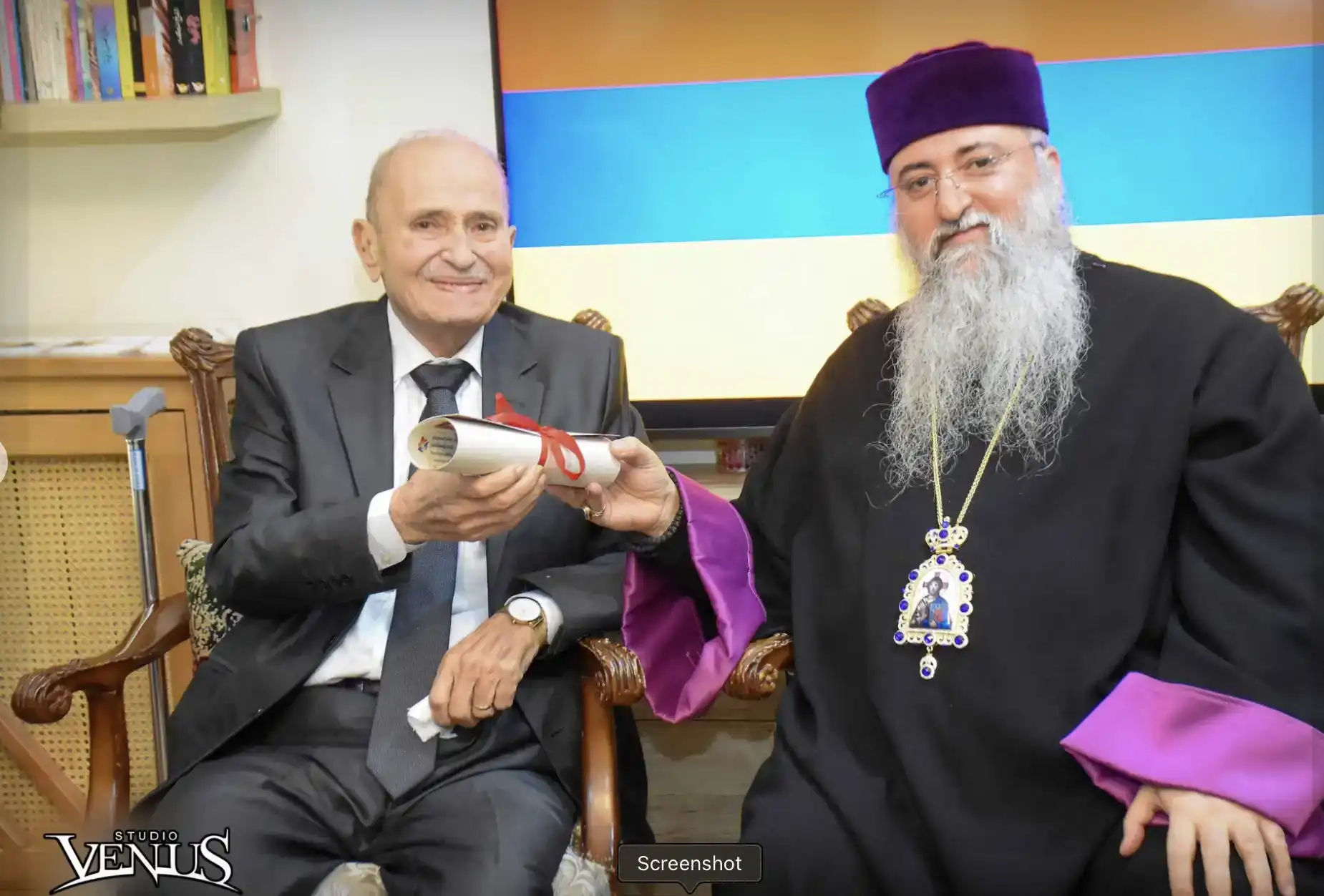 Հալէպ. Ձեռամբ Գերշ. Տ. Մակար արք. Աշգարեանի Յովհաննէս Յակոբեան բարձրագոյն շքանշանով պարգեւատրուեցաւ 