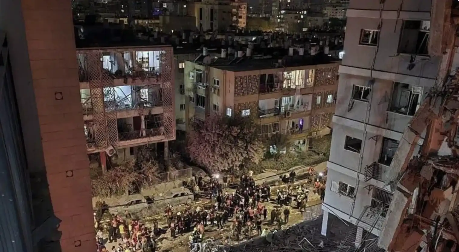 Իրանի Խորամապատ եւ Ուրմիա քաղաքներուն մէջ բնակելի շէնքեր հարուածներու ենթարկուած