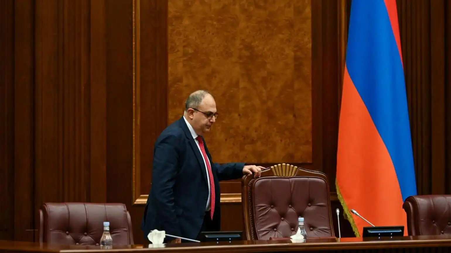 ԱԺ նախագահը ընդունած է Վլատիմիր Վարդանեանի հրաժարականի դիմումը