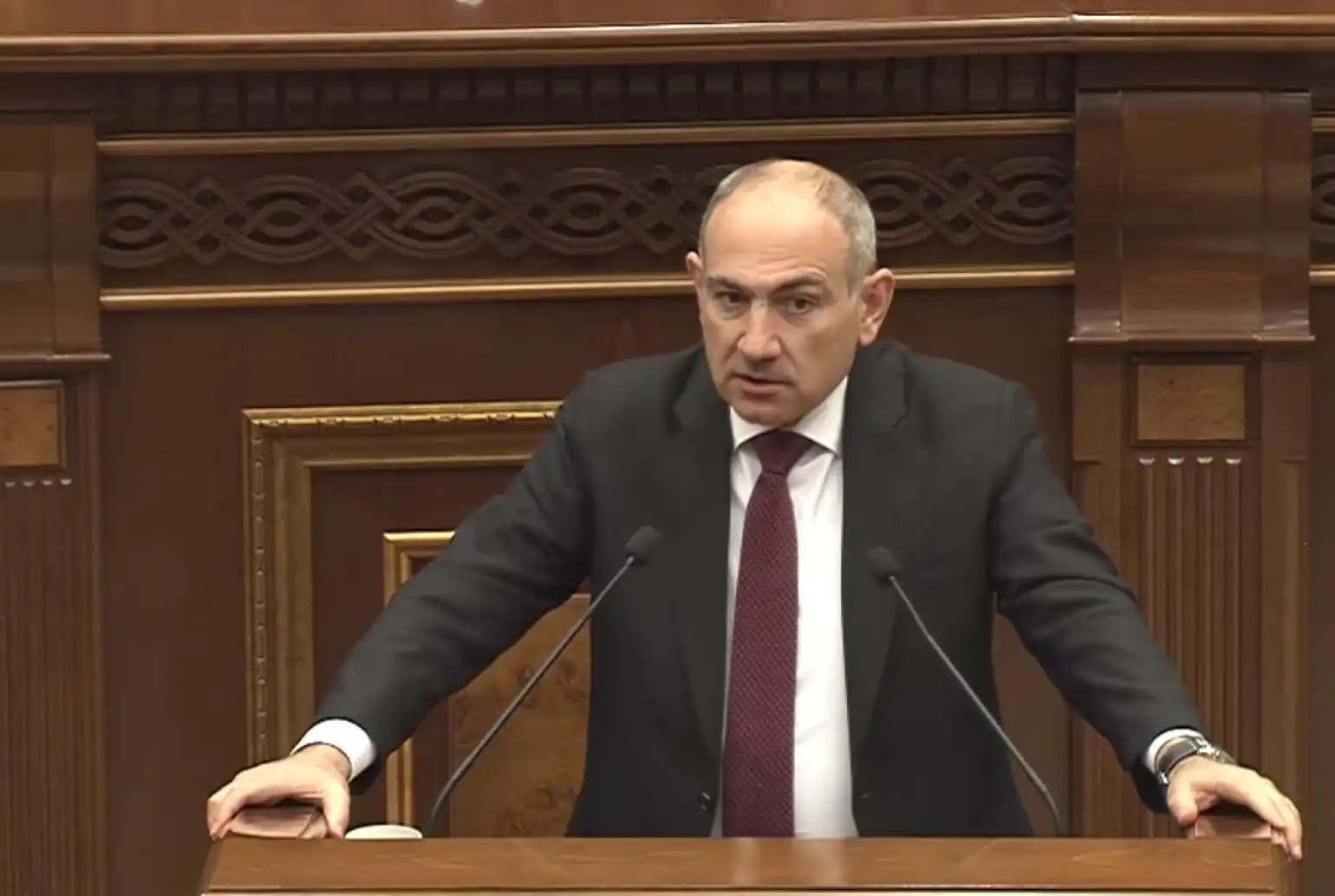 «Չի երեւում, որ քուրձ  հագած էք». Փաշինեանի խիստ գնահատականները՝  ընդդիմութեան 