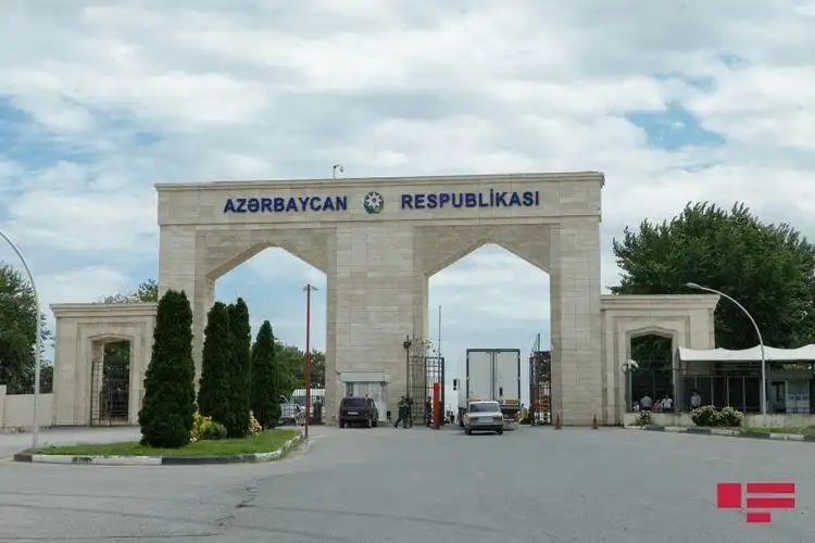 Ատրպէյճանը վերականգնած է բեռնափոխադրումները Իրանի հետ սահմանին