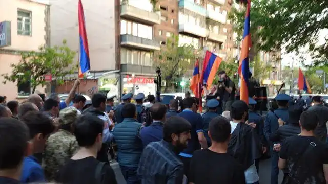 Դիմադրութիւնը կը շարունակէ  անհնազանդութեան գործողութիւնները 