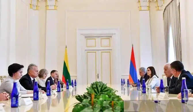 Լիթուանիոյ  նախագահէն խոստում. «Պիտի  պահպանուի Արցախի  հայկական ժառանգութիւնը»