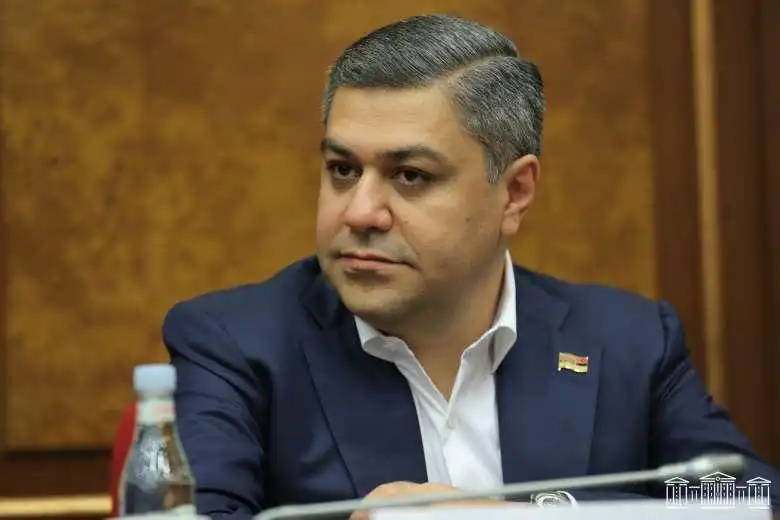 Վանեցեան դէպի Եւրոպա 