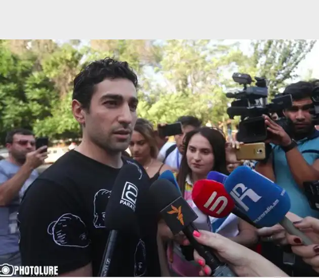  Լեւոն Քոչարեան բերման ենթարկուեցաւ (Տեսանիւթ) 