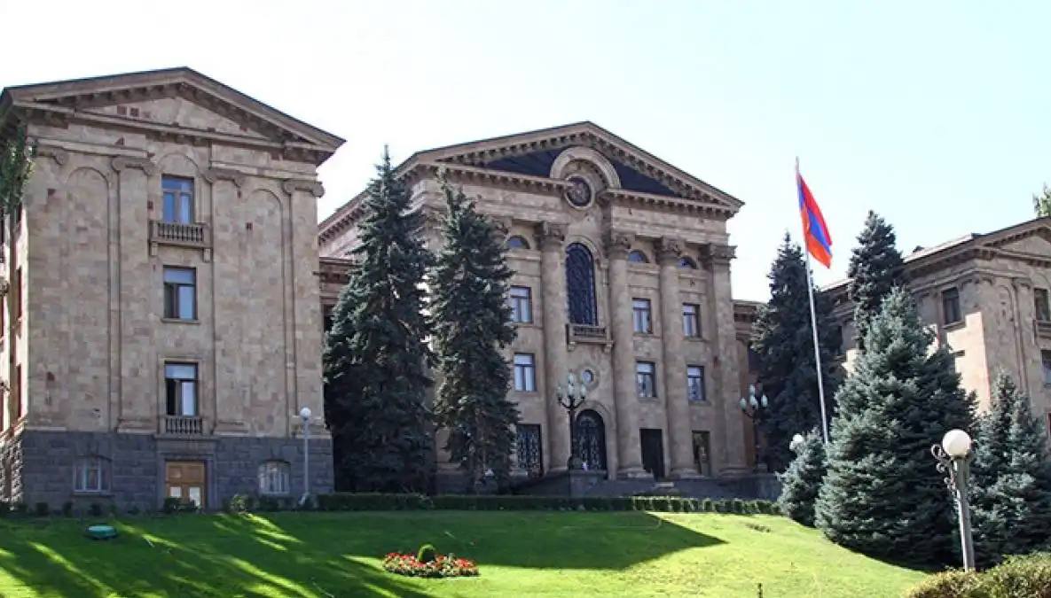 3 Յունիսին  Ազգային Ժողովի  արտահերթ նիստ