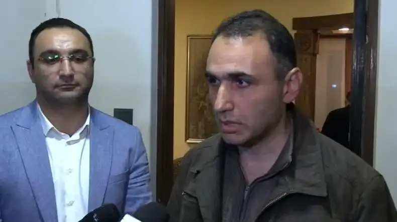 Քաղաքական  գործիչ   Աւետիք Չալապեան բերման ենթարկուած