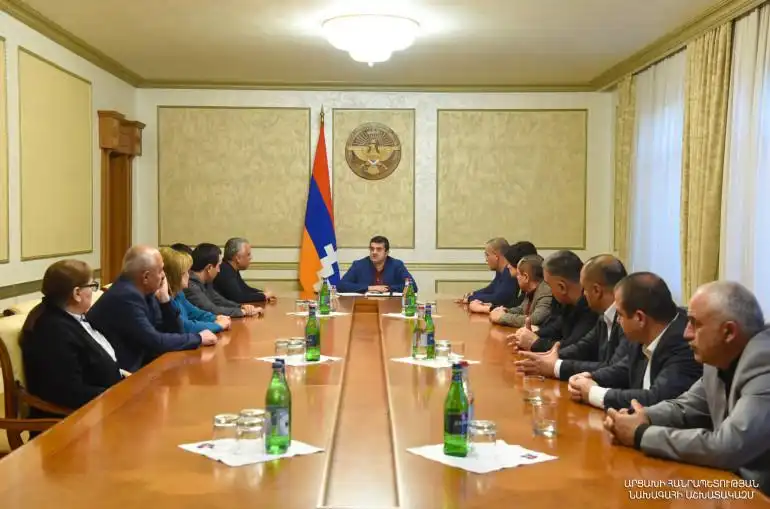 Արցախի նախագահը կը շարունակէ հանդիպումները. Նպատակը քաղաքական ճգնաժամի լուծումն է