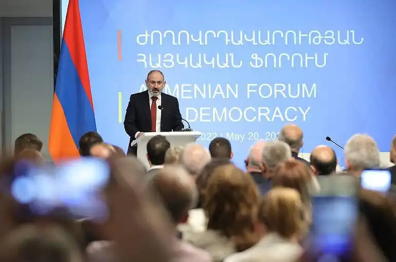 «Ես  ուրախ եմ, որ Հայաստանում մզկիթներ կան». Փաշինեան 