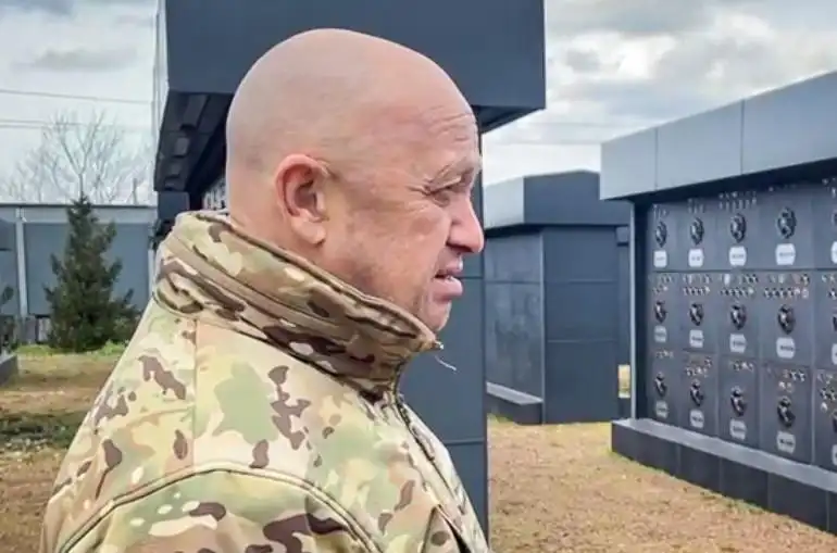 «Վակներ» ջոկատը մտադիր է ի մօտոյ լքել Պախմուտը