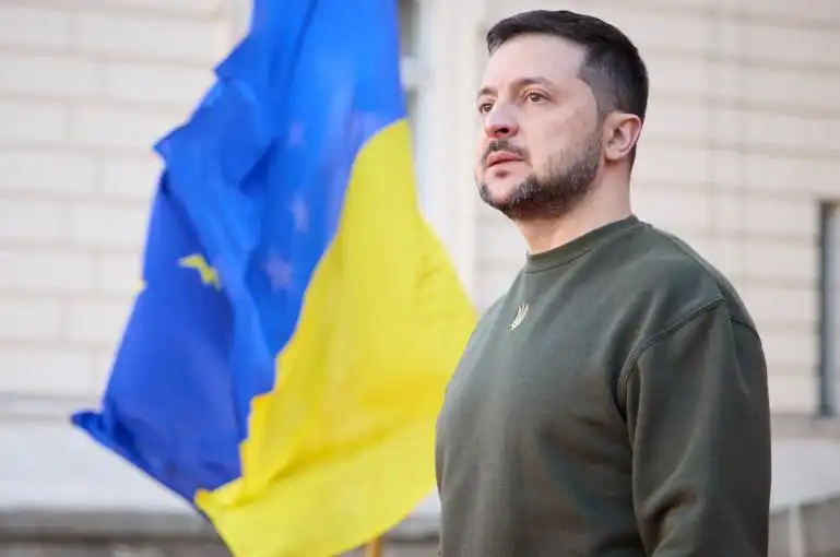 Յաղթանակի օրուան փոխարէն մայիս 9-ը նշել որպէս Եւրոպայի օր. առաջարկ՝ Զելենսքիէն