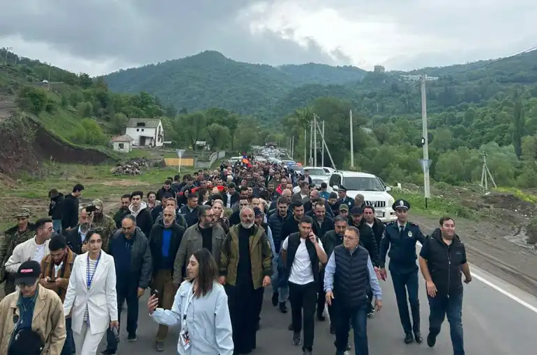 Բագրատ սրբազանի գլխաւորած երթը մայիս 6-ին կը շարունակուի Սեւանի թերակղզիէն