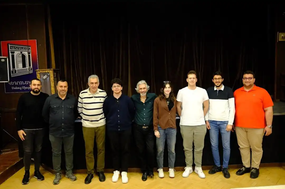 Պոլսոյ մէջ. Կեդրոնական Սանուց Միութիւնը նոր վարչութիւն ունի