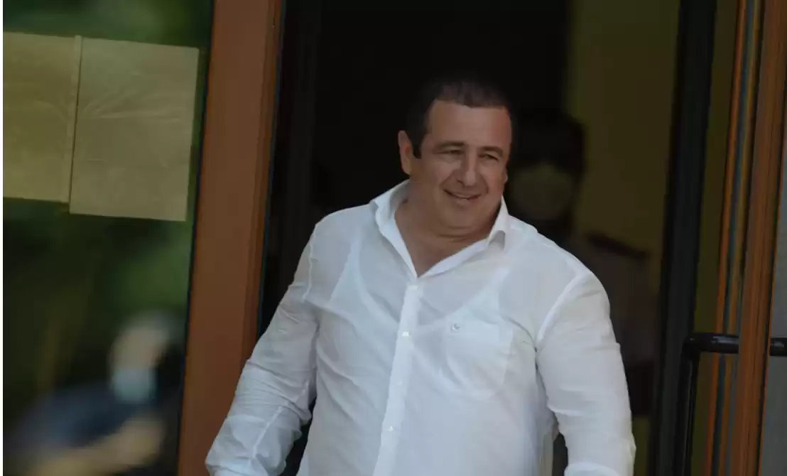 Գագիկ Ծառուկեան Բագրատ սրբազանը հիւրընկալած է իր տան մէջ