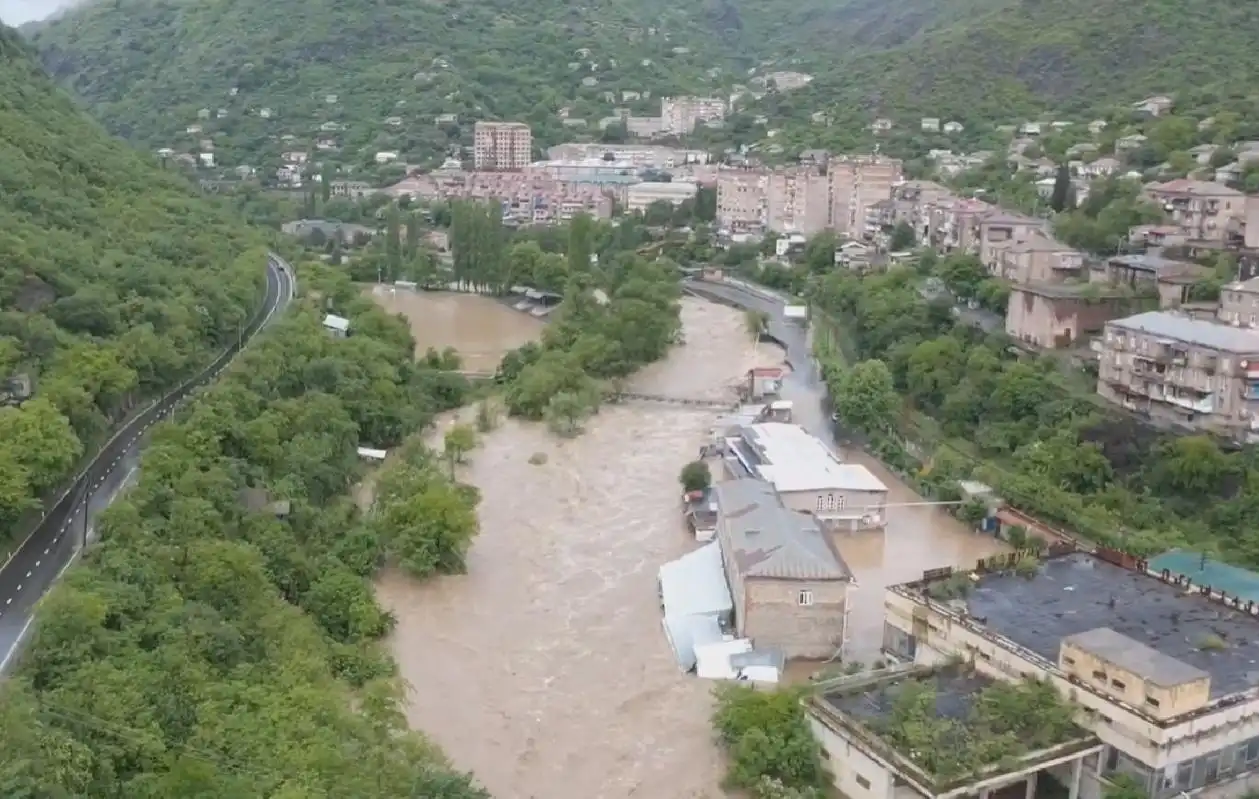 Դեբեդ գետի վարարման հետեւանքով քանդուած են ճանապարհներ, կամուրջներ․ կան զոհեր