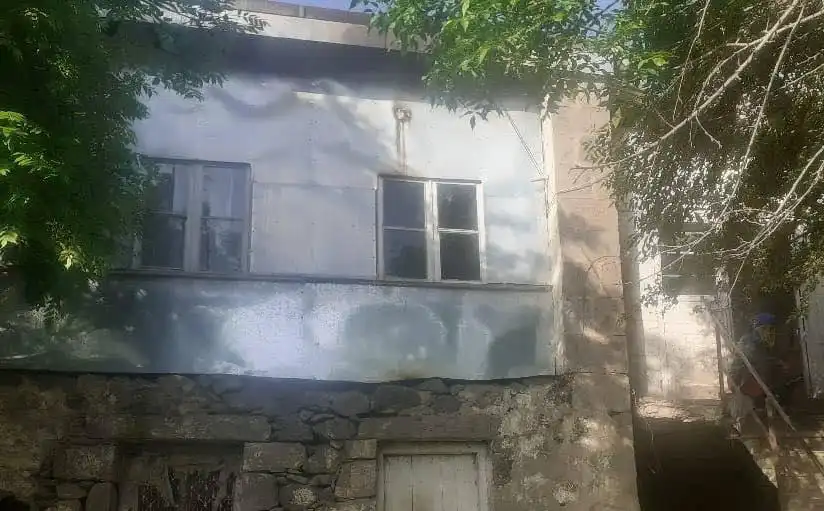 Կրակոցներ՝ Խոզնավարի ուղղութեամբ․ բնակելի տուն վնասուած է (Լուսանկարներ)