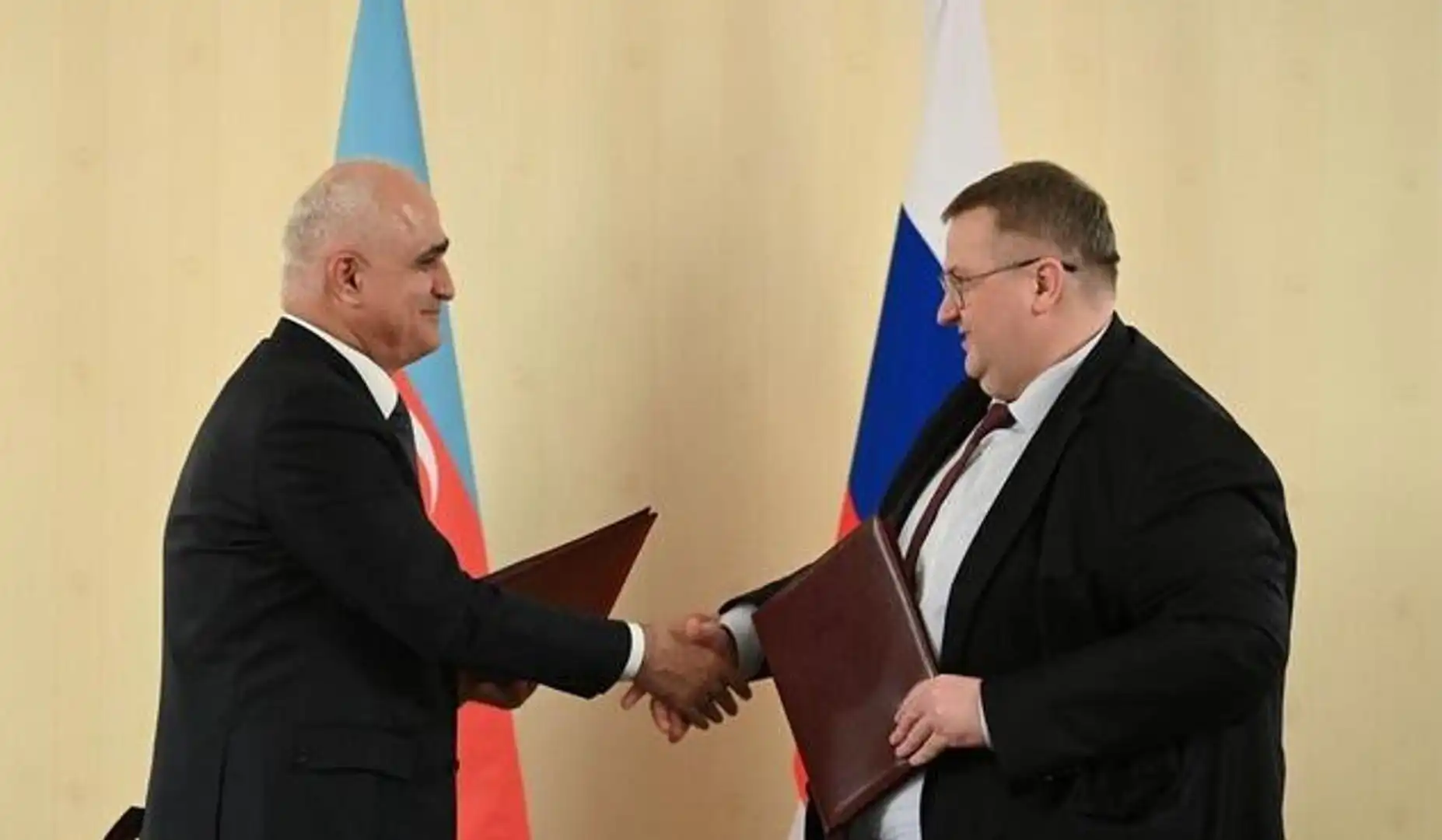 Օվերչուքն ու Մուսթաֆաեւը քննարկեցին փոխադարձ հետաքրքրութիւն ներկայացնող հարցեր