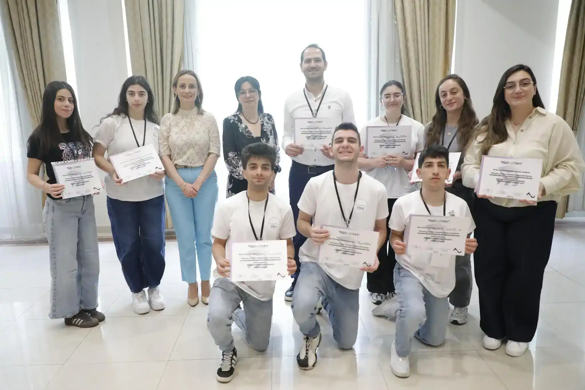 Երիտասարդ ձայներ՝ մտածող հասարակութեան համար. Ճինիշեան Հիմնարկի նախաձեռնութիւնը՝ Հայաստանի մէջ 