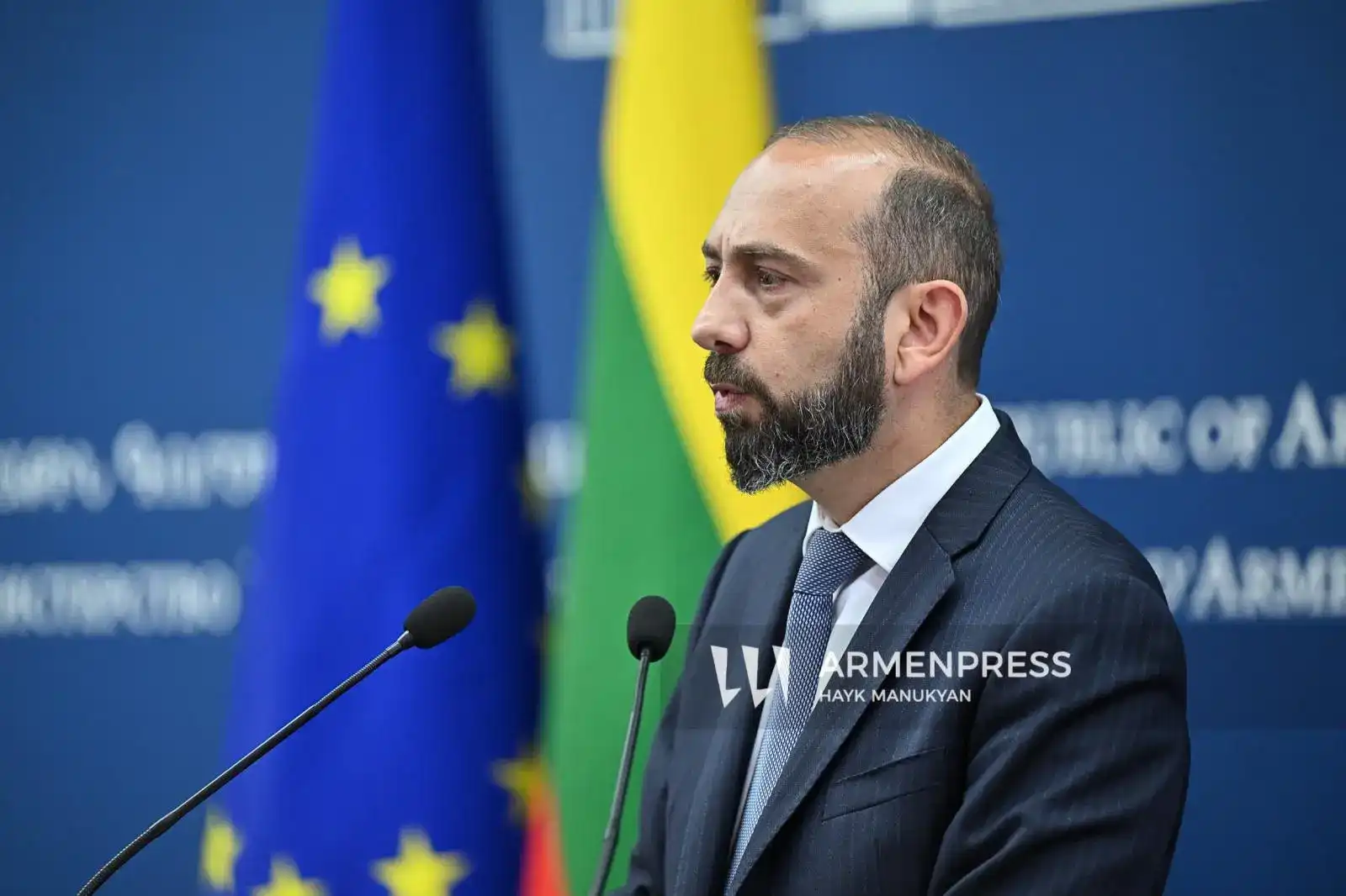 Շատ լաւ կը հասկնանք, որ ԵԱՏՄ-ին ու ԵՄ-ին անդամակցութիւնն անհամատեղելի են. Արարատ Միրզոյեան
