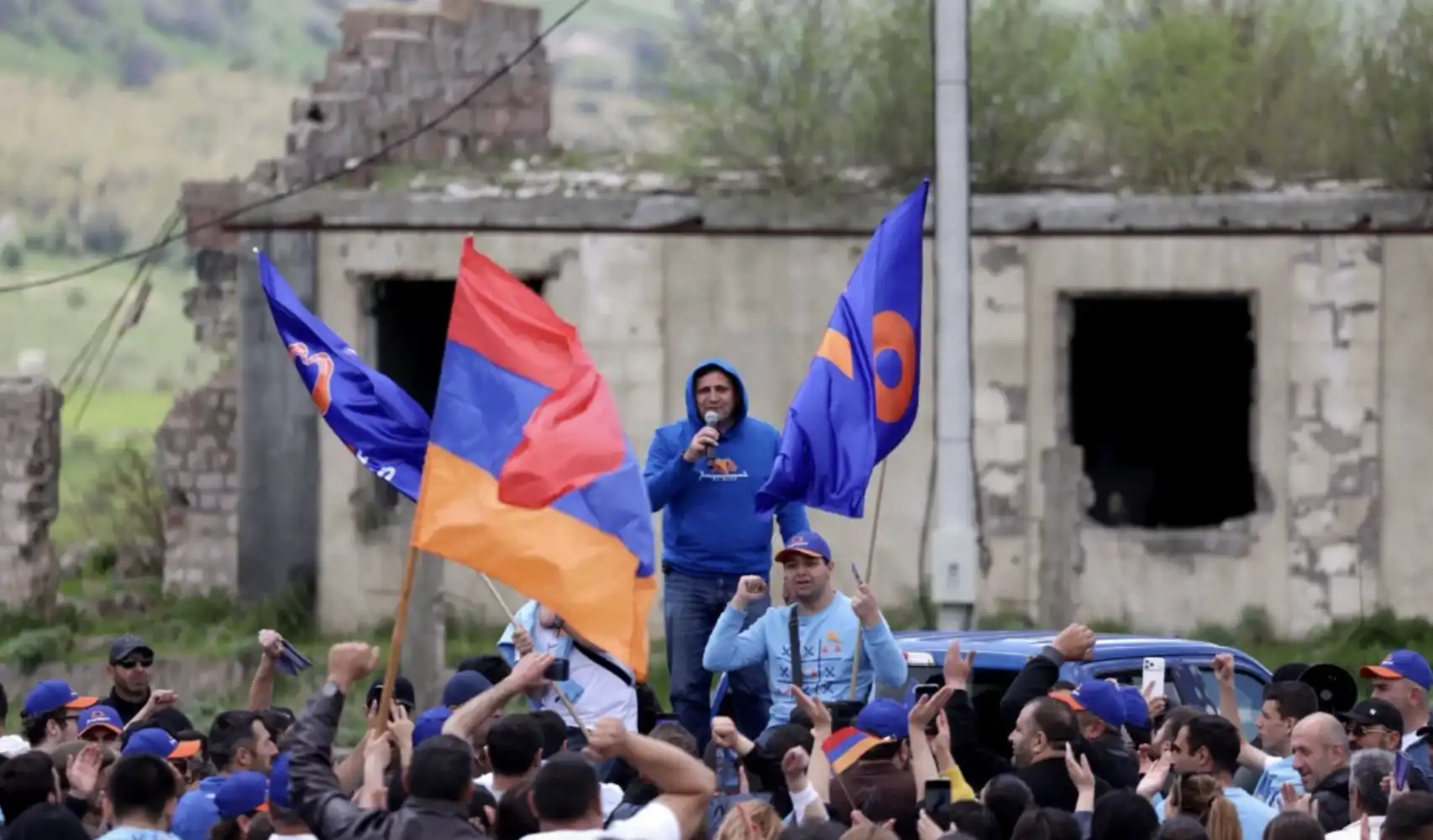 ՔՊ-ի քարոզարշաւը խոչընդոտելու համար «Ուժեղ Հայաստան»-ի 6 աջակից կալանաւորուած է