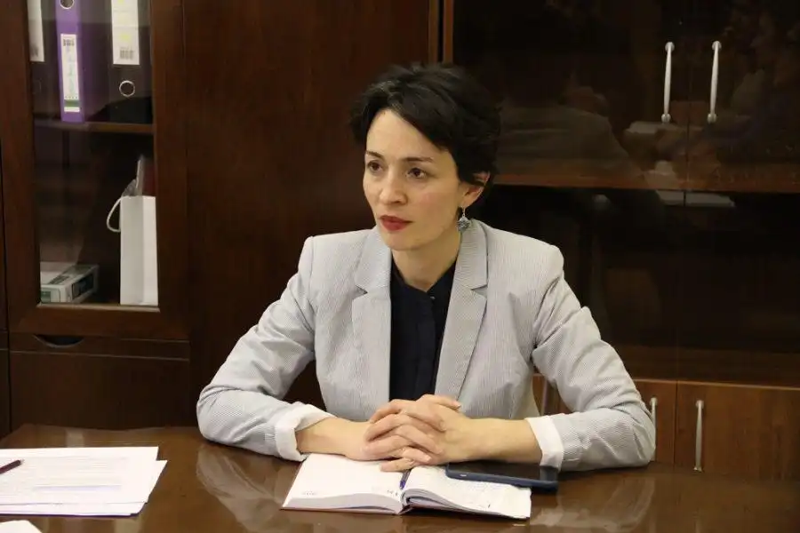 Կարեւոր պաշտօն լրագրող Պետրոս Ղազարեանի տիկնոջ