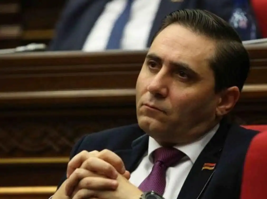 Ատրպէյճան զօրքեր կը կուտակէ. Ա. Աբովեան 