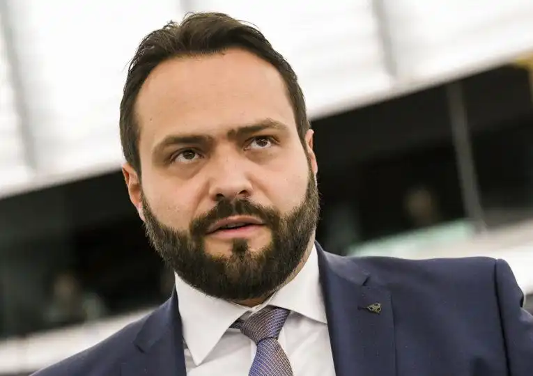 Եւրոպական Միութիւնը Հայաստանի կողքին