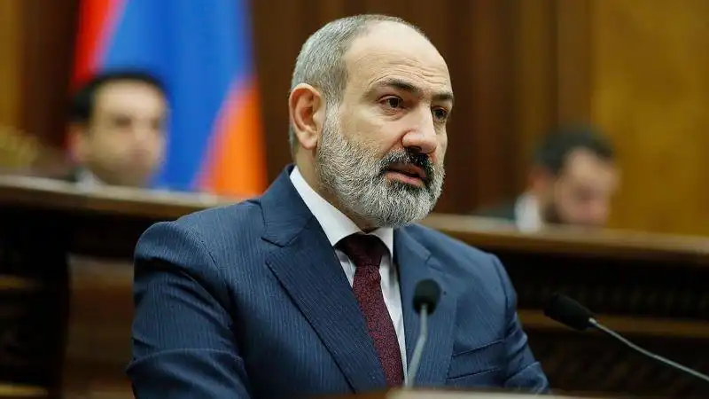 «Մեր քաղաքացիներն է կ՚ըսէ եւ կրակ կը բանայ անոնց դէմ». Փաշինեան Պաքուի դէմ սլաք արձակեց 