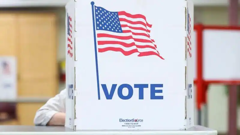 Խմբագրական «Մասիսի». Փրկուեցաւ` Ամերիկայի ժողովրդավարութիւնը