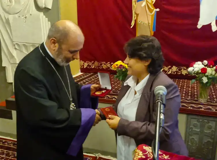 «Վաչագան բարեպաշտ» մետալ՝ Գերշ. Տ. Սերովբէ  Եպս․ Իսախանեանին