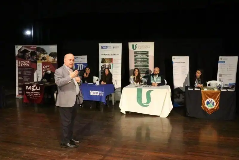 Մեսրոպեանի մէջ կայացաւ աշակերտներու համալսարանական արեւելումի հանդիպում՝ 14 համալսարաններու ներկայացուցիչներու հետ