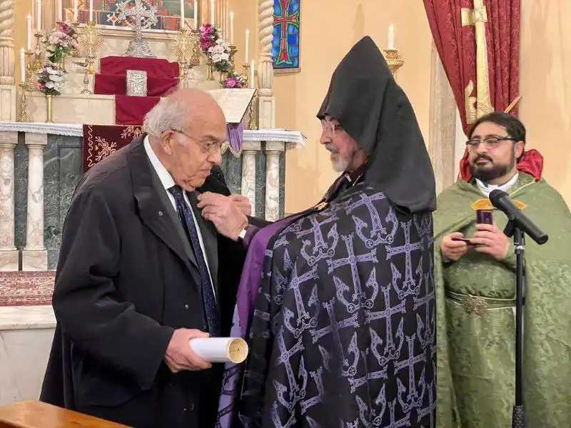  Միլանոյի մէջ.  Ձեռամբ Գերշ. Տ. Խաժակ Սրբազանին՝ մեծարուեցան  Երուանդ Երեցեանն ու Լուսի Պալեանը 