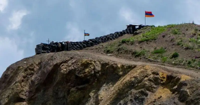 Ատրպէյճան հերթական անգամ կրակ բացած է հայկական դիրքերու  ուղղութեամբ 