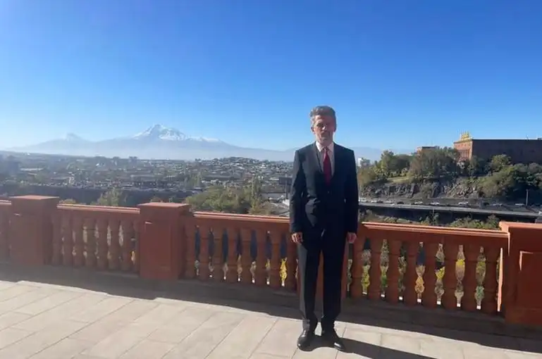 Ժամանակն է խաղաղութեան. Կարօ Փայլանէն գրառում