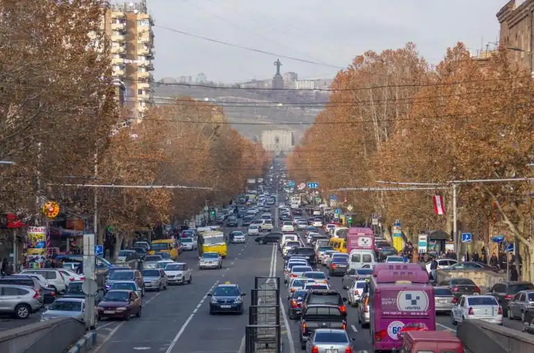 Ամանորեայ կարգադրութիւններու համար Երեւանի  Մաշտոց պողոտան այսօր փակ պիտի ըլլայ 