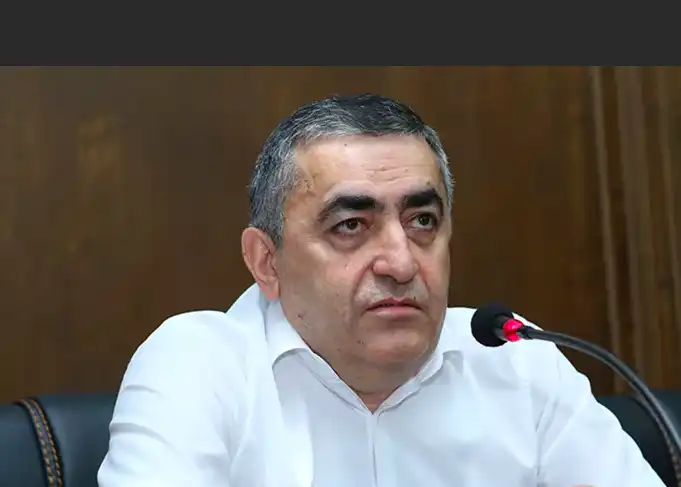 «Այդ  պայմանագիրը կործարարար  պիտի ըլլայ». Ռուստամեան խօսած է «Իրաւունք»ին 