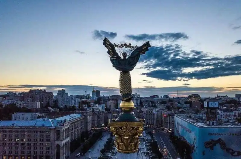 Ամբողջ Ուքրանիոյ մէջ օդային տագնապ