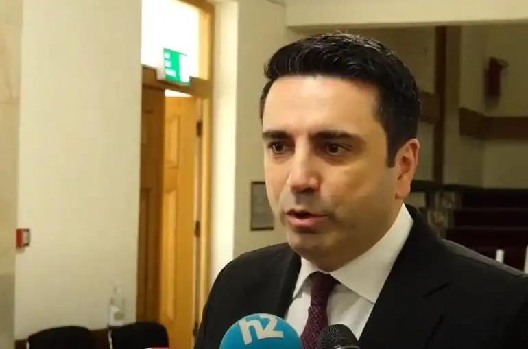 Ատրպէյճանը բացի աթոմային ռումբէն ամէն զէնք ունի, Սիմոնեանը՝ գնուող սպառազինութեան մասին