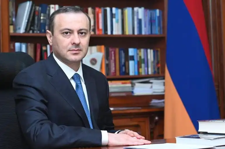 «Հայաստանը պատրաստ է գալ Պրիւքսէլ, հասնիլ վերջնակէտի ու կնքել խաղաղութեան պայմանագիրը». Արմէն Գրիգորեան