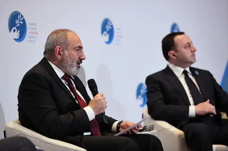 Եթէ ... Ատրպէյճան. Փաշինեան  խանդավառ է խաղաղութեան պայմանագրով 
