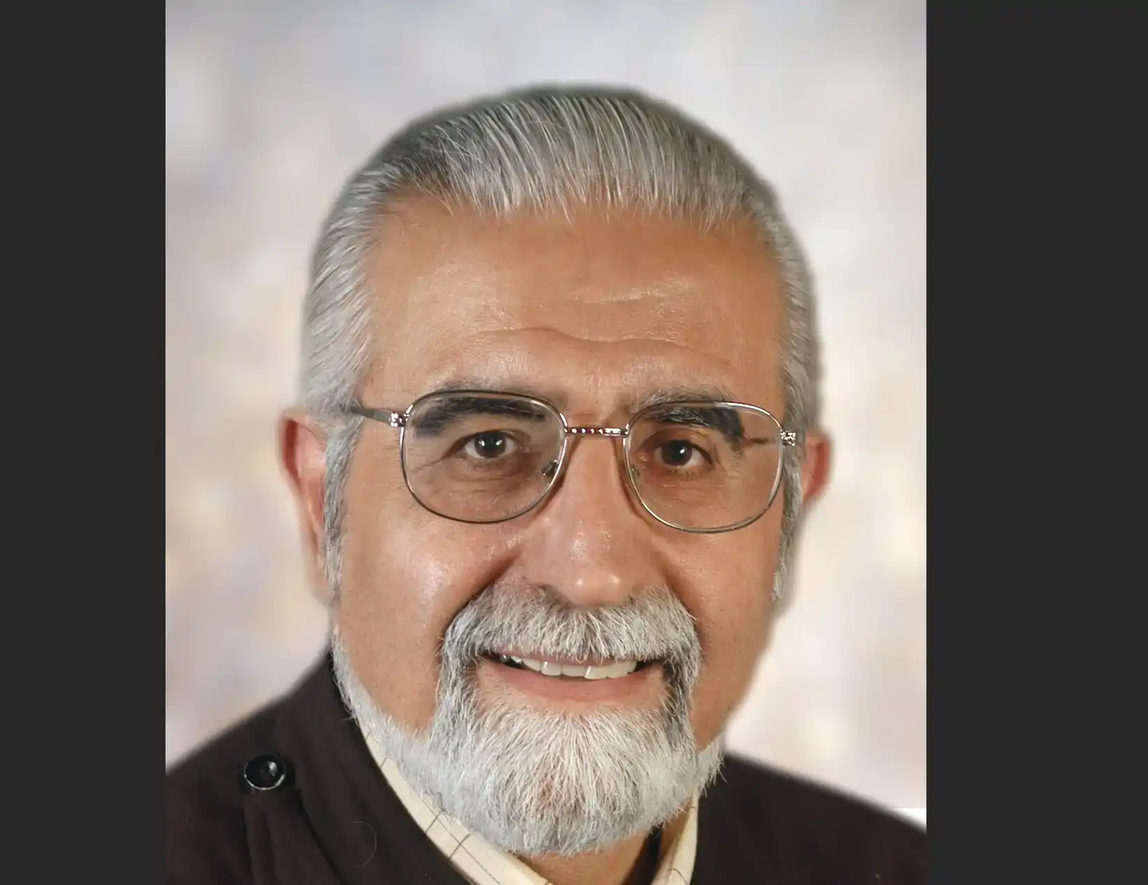   Հալէպ. Ի Տէր հանգաւ գաղութի նուիրեալ քահանայ հայրերէն՝ Արժ. Տ. Յուսիկ Ա. Քհնյ. Սեդրակեան