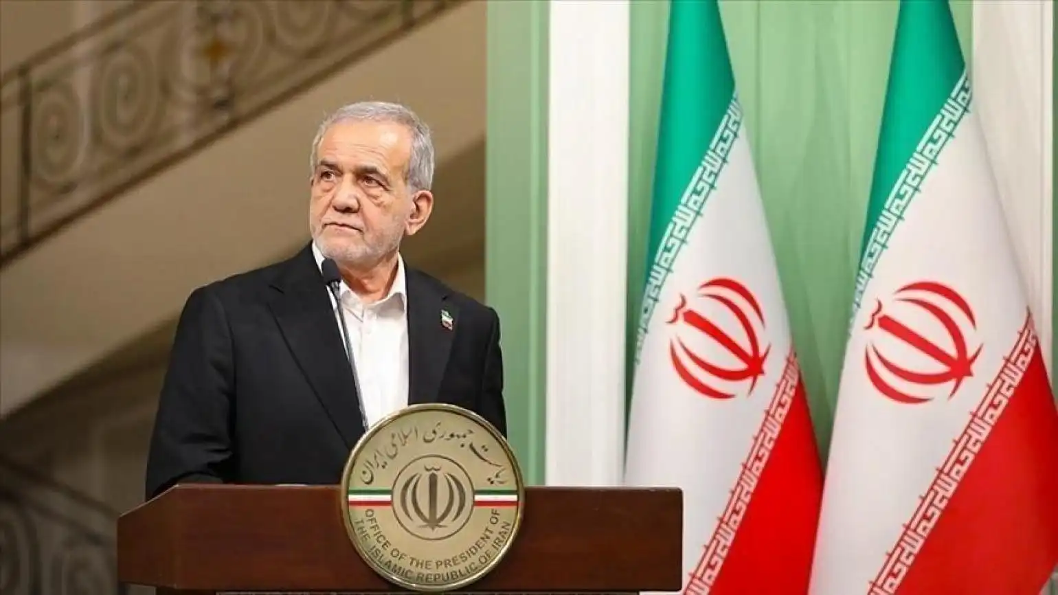 Եթէ անձրեւ չգայ, ջուրի պաշարները պիտի սպառին, եւ մենք ստիպուած պիտի ըլլանք տարհանել Թեհրանը. Փեզեշքիան