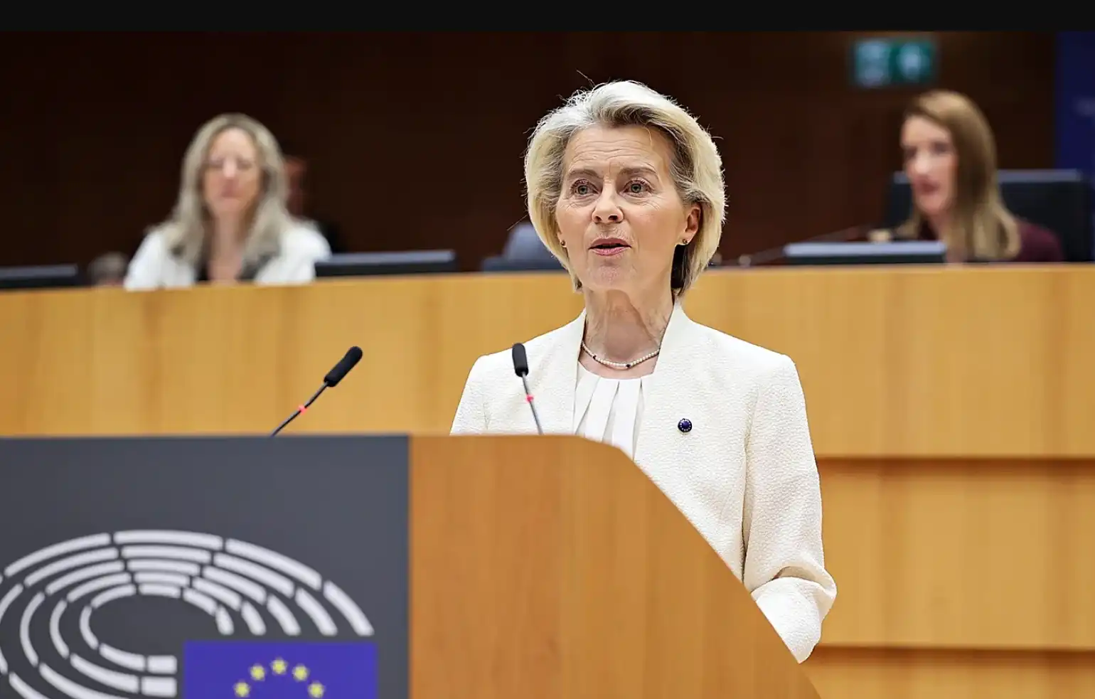 Ֆոն տեր Լայեն. Եւրոյանձնաժողովը Ռուսիոյ աւանդներէն 6  միլիառ տոլար պիտի յատկացնէ  Քիեւին 