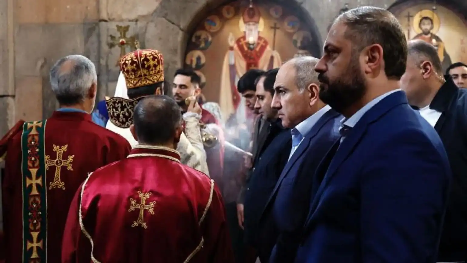 Փաշինեան յառաջիկայ կիրակի պիտի մասնակցի Արարատ գիւղի Սբ․ Յակոբ եկեղեցւոյ մէջ մատուցուելիք պատարագին 