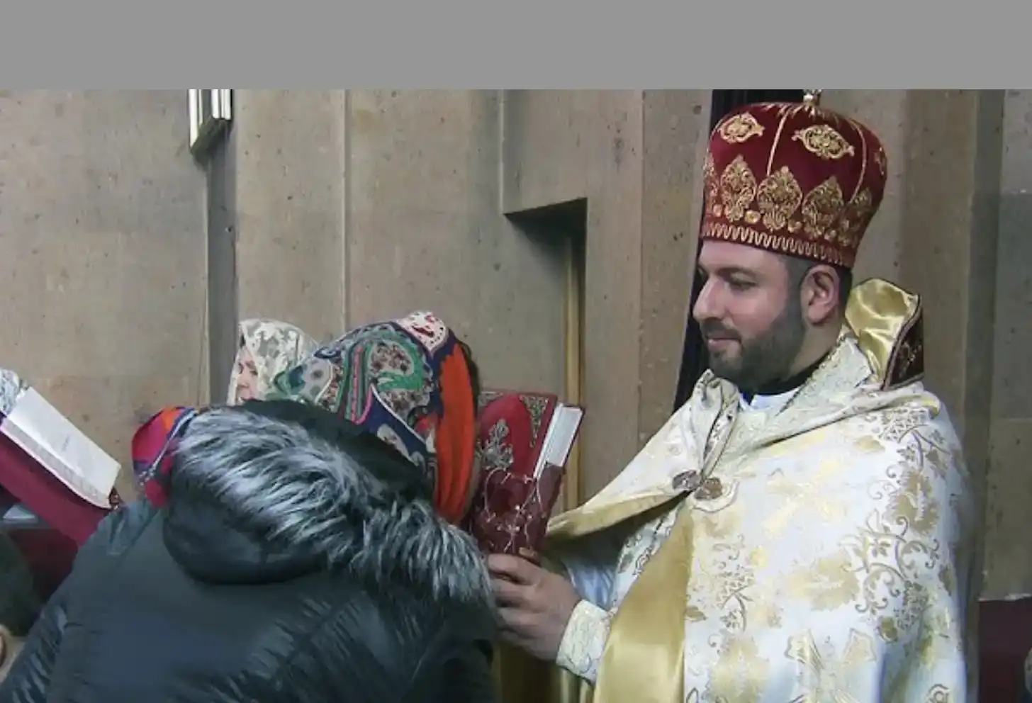 Պոլիս. Համայնքի սիրուած քահանաներէն՝ Տ. Թէոդիկ քահանային նոր պաշտօն 